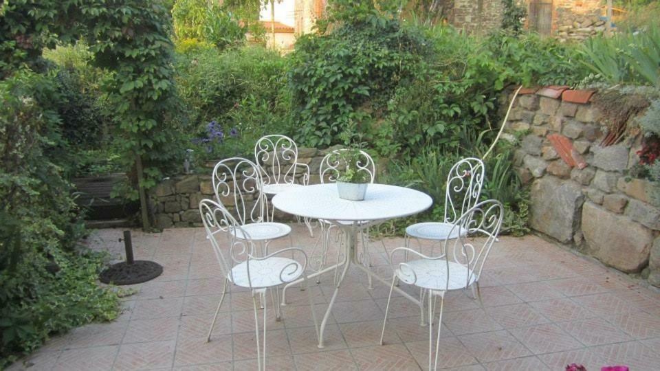 Chambres D'Hotes Le Peyroux Montcel  エクステリア 写真