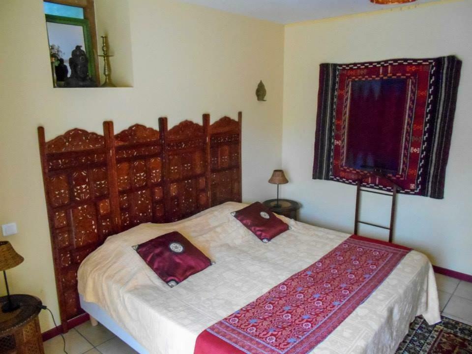 Chambres D'Hotes Le Peyroux Montcel  エクステリア 写真